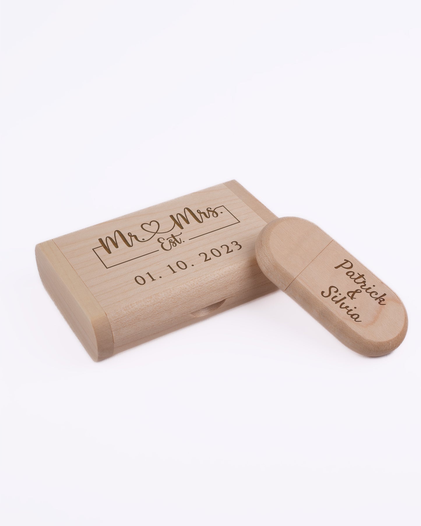 Light Wood Box with USB Stick - Mr & Mrs