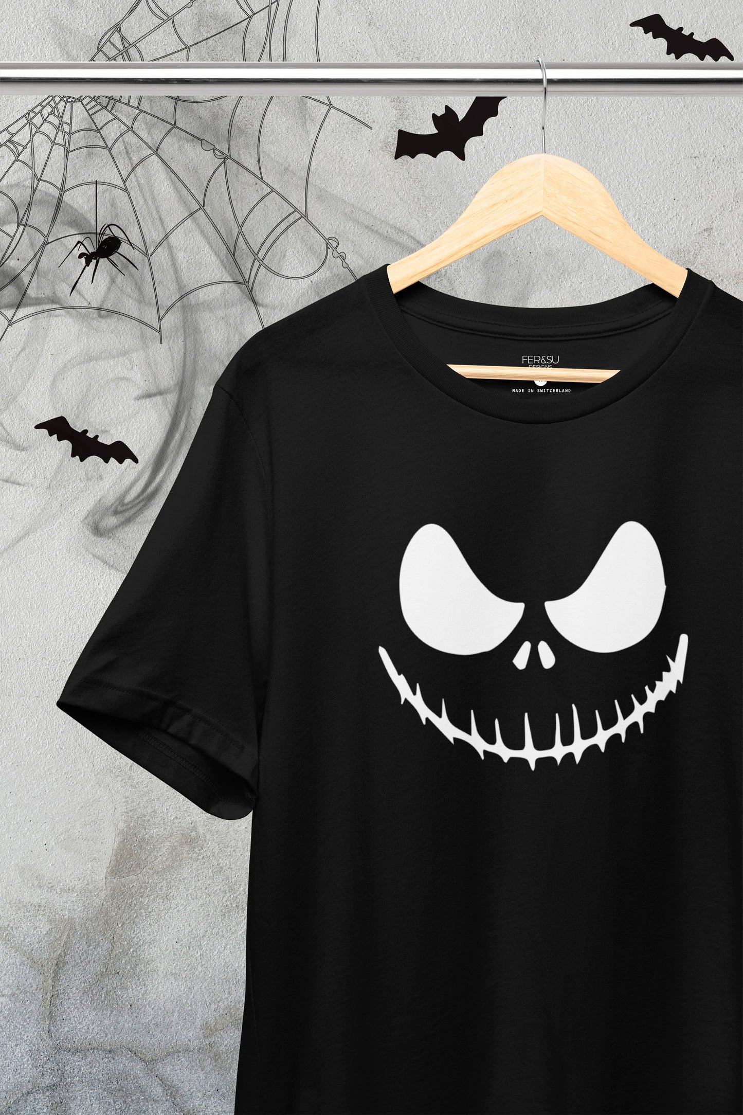 T-Shirt Halloween Spooky Face